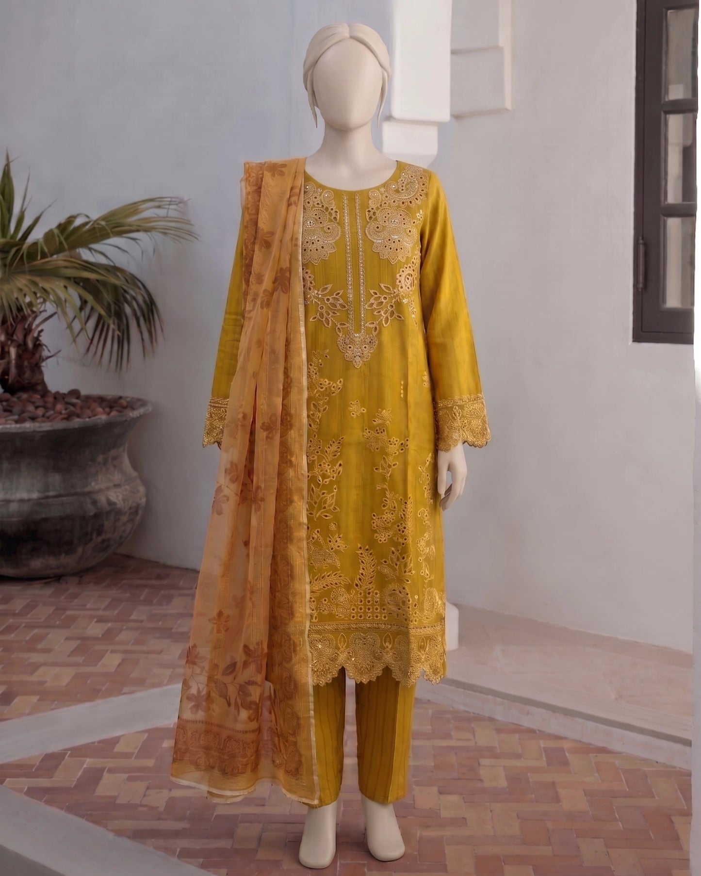 Elegant Mustard Yellow 3-Piece Suit